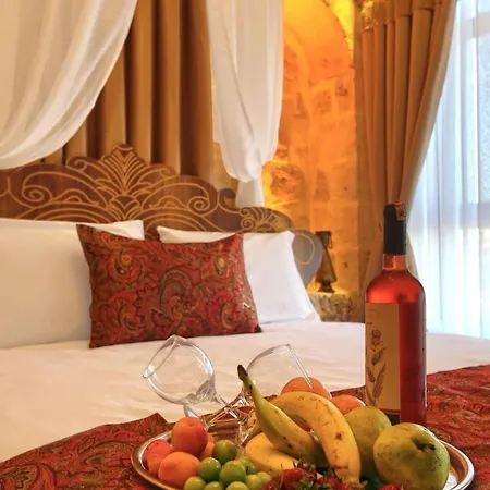 Uzak Sehir Eskiömerler