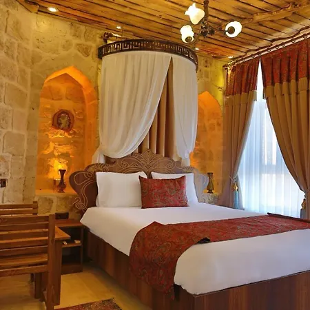 ホテル Uzak Sehir *