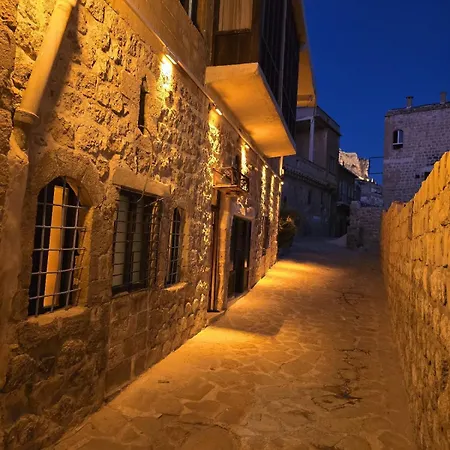 Uzak Sehir *